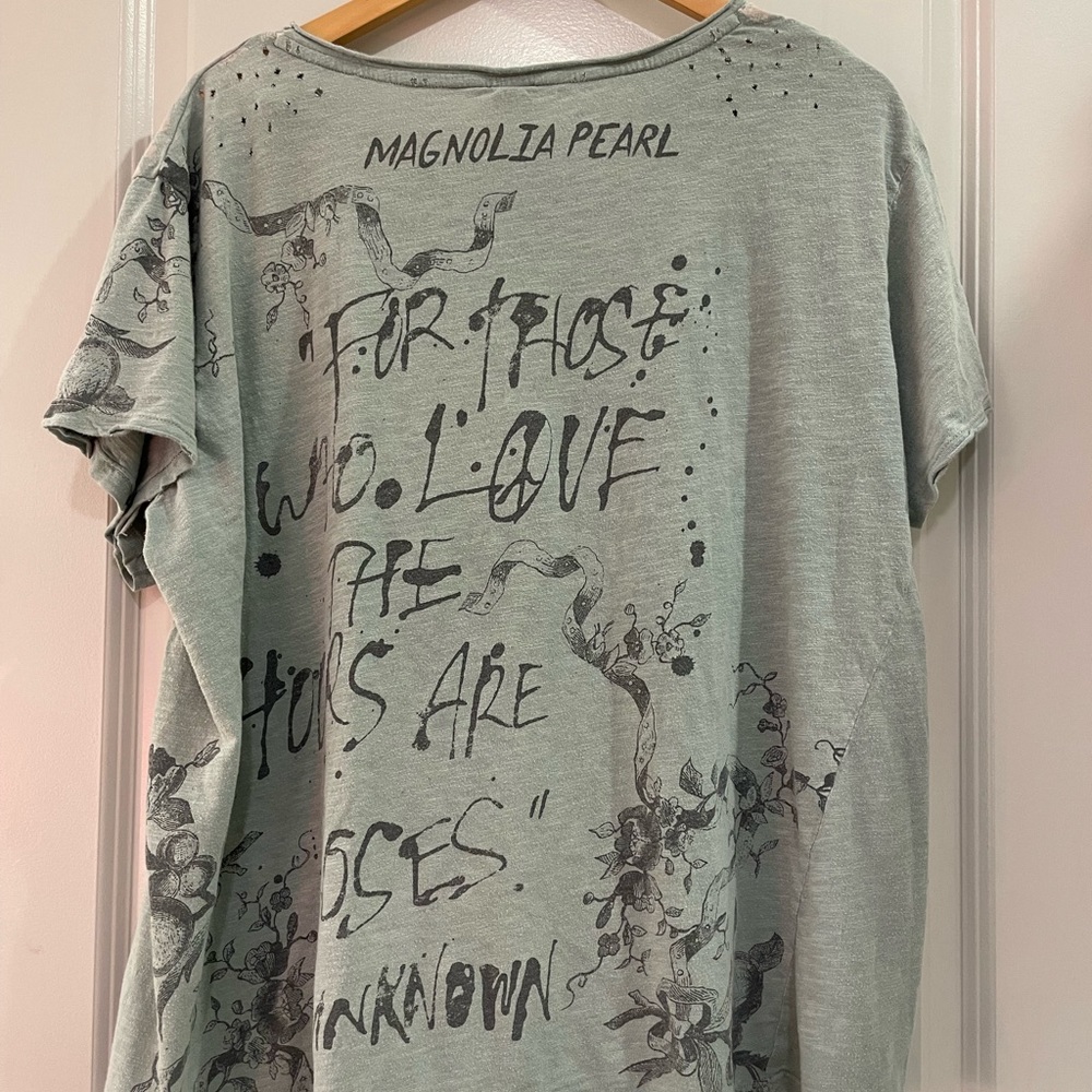 Magnolia Pearl Cat Graphic Tee - Soft Green - Picture 6 of 7